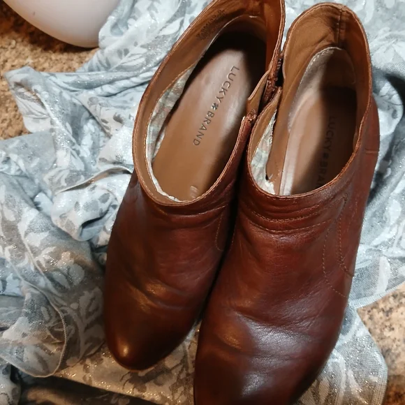 Lucky Brand Women's Size 9.5 Brown Leather Ankle Boots - Picture 7 of 8